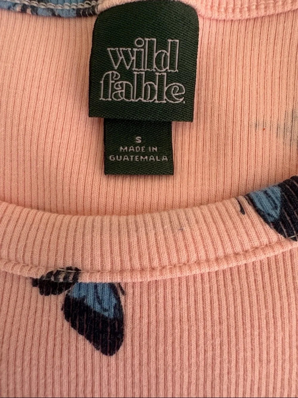 wild fable Pink Butterfly Short Sleeve Tee S worn‎ once